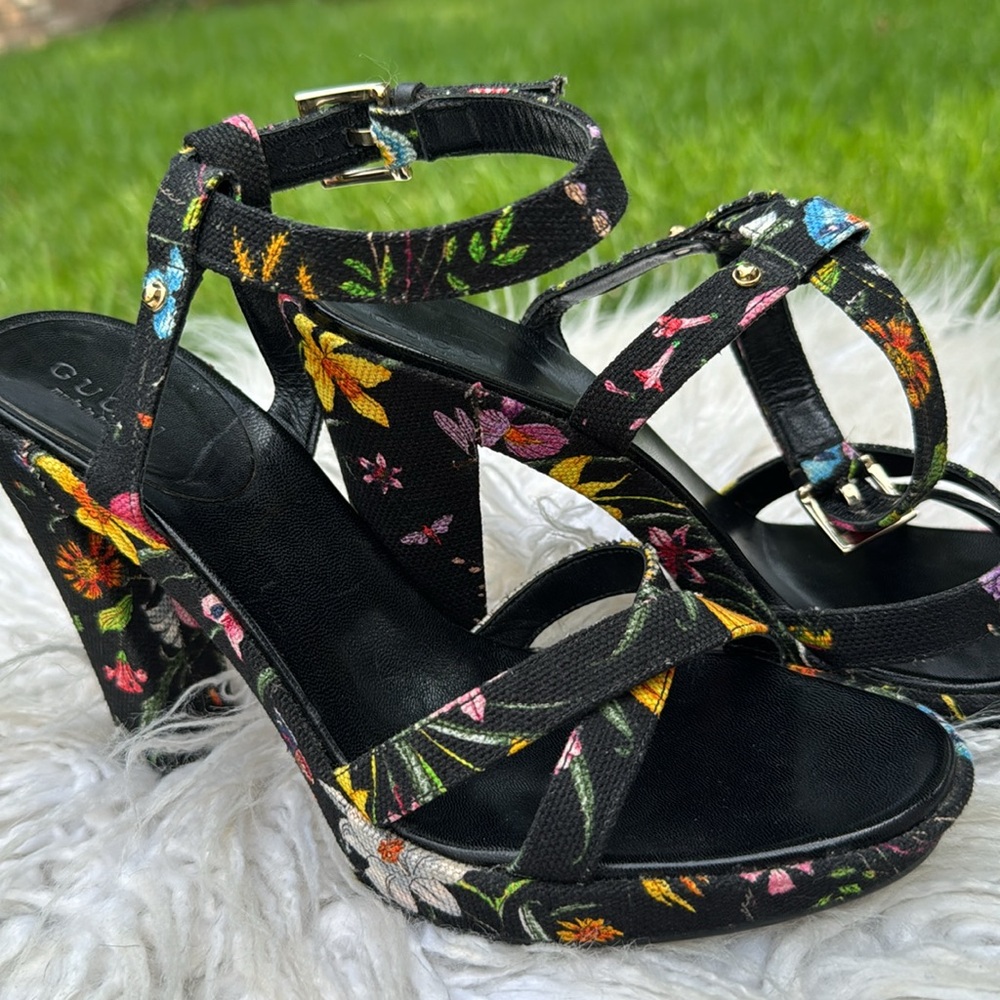 Gucci Multicolor Floral Strappy Heels 6:1/2B